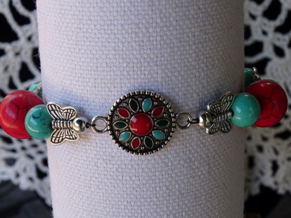 The Butterfly's Flower Bracelet